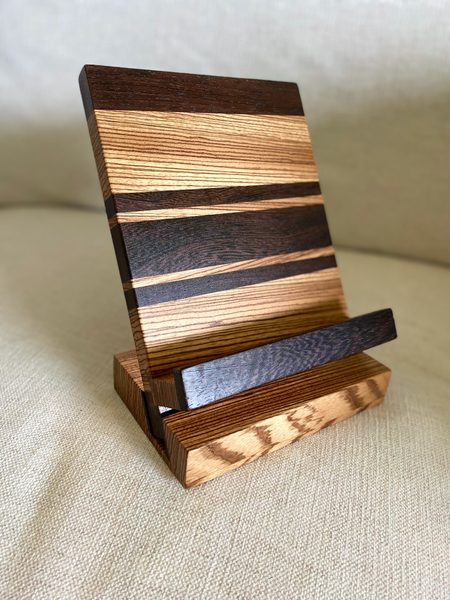 Cook book stand